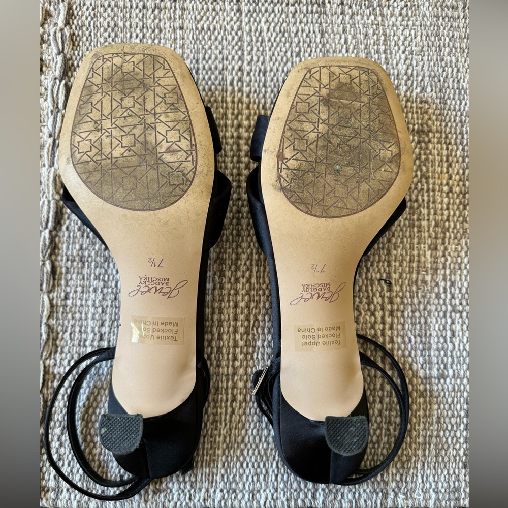 Badgely Mischka black heels - Picture 4 of 4